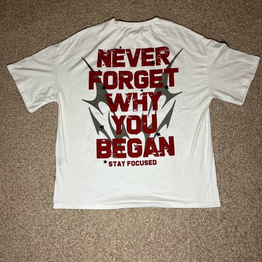 White tee - Picture 2 of 2